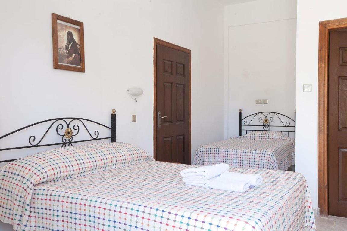 Glaro Garden Hotel Agia Trias Dış mekan fotoğraf